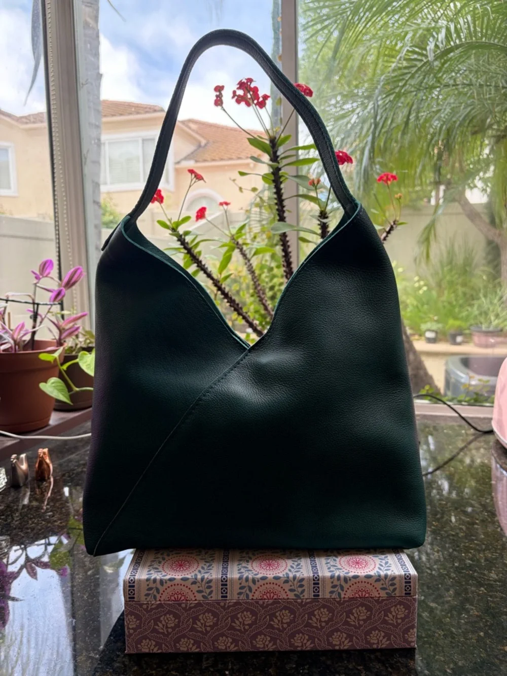 Portland Leather Sea Glass Oversized Naomi - Picture 3 of 9